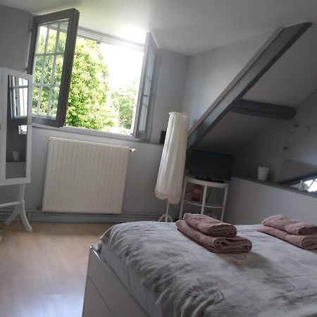 La Petite Maison Sainte-Gemme-Moronval ภายนอก รูปภาพ